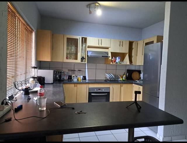 1 BEDROOM PROPERTY TO RENT IN WESTDENE
